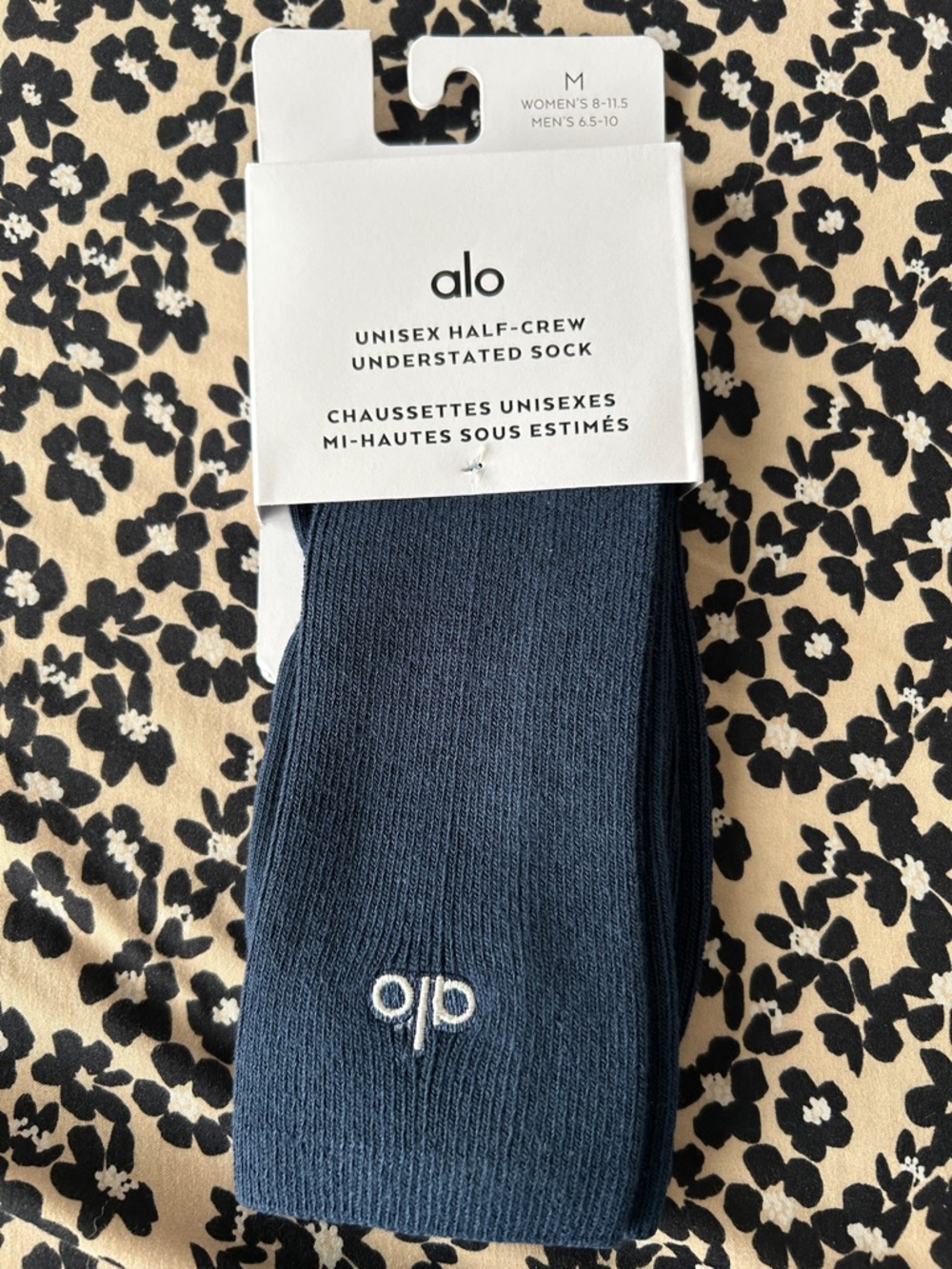 ALO Yoga Unisex Half-Crew Socks — Navy Blue